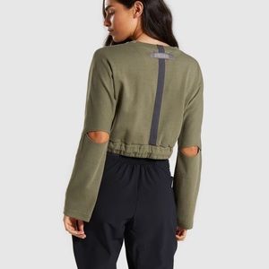 Gym shark crop long sleeve